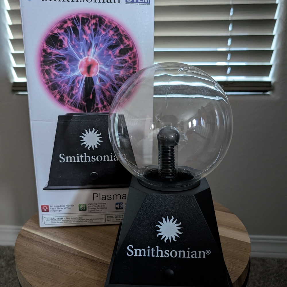 Smithsonian Black Plasma Ball